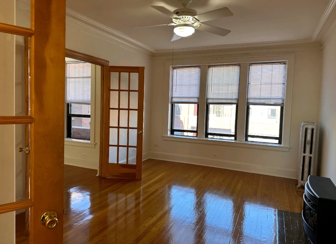 1130 W PRATT Boulevard 3N