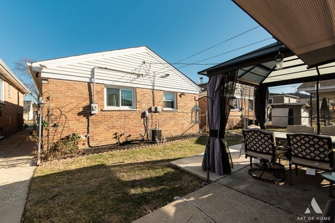Tiny photo for 7828 Lotus Avenue, Burbank, IL 60459 (MLS # 12670512)