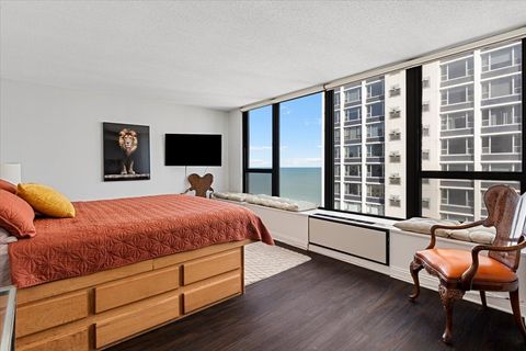 Tiny photo for 1313 N Ritchie Court #2307, Chicago, IL 60610 (MLS # 12574605)