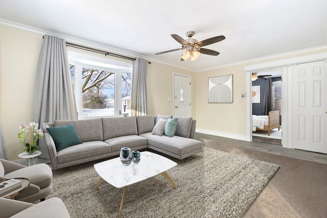 3821 N Ottawa Avenue