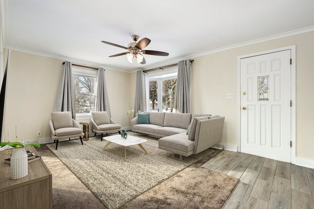 3821 N Ottawa Avenue