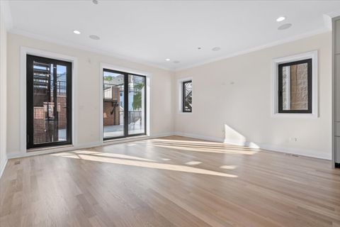 Tiny photo for 3036 N Sheffield Avenue #1S, Chicago, IL 60657 (MLS # 12546251)