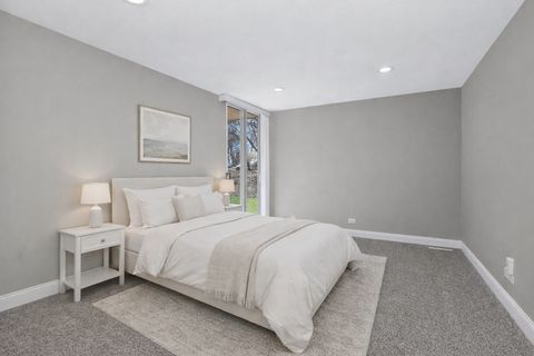 Tiny photo for 6020 Oakwood Drive #1L, Lisle, IL 60532 (MLS # 12600999)