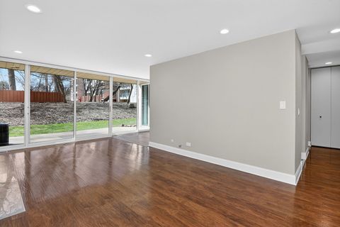 Tiny photo for 6020 Oakwood Drive #1L, Lisle, IL 60532 (MLS # 12600999)