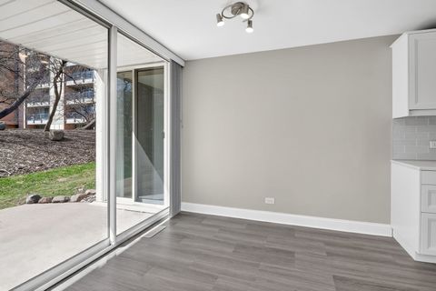 Tiny photo for 6020 Oakwood Drive #1L, Lisle, IL 60532 (MLS # 12600999)