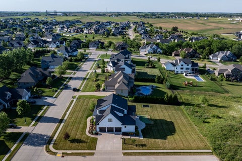 Tiny photo for 5175 Pigeon Creek Trail, Bettendorf, IA 52722 (MLS # 12666501)