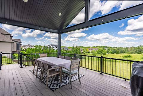 Tiny photo for 5175 Pigeon Creek Trail, Bettendorf, IA 52722 (MLS # 12666501)