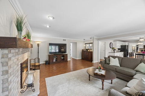 Tiny photo for 15518 Harbor Town Drive, Orland Park, IL 60462 (MLS # 12702052)