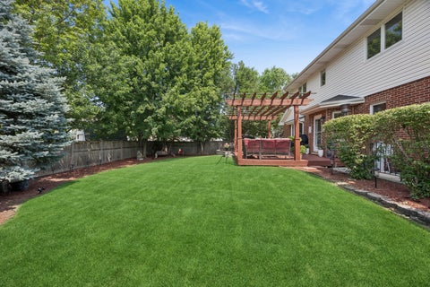 Tiny photo for 15518 Harbor Town Drive, Orland Park, IL 60462 (MLS # 12702052)