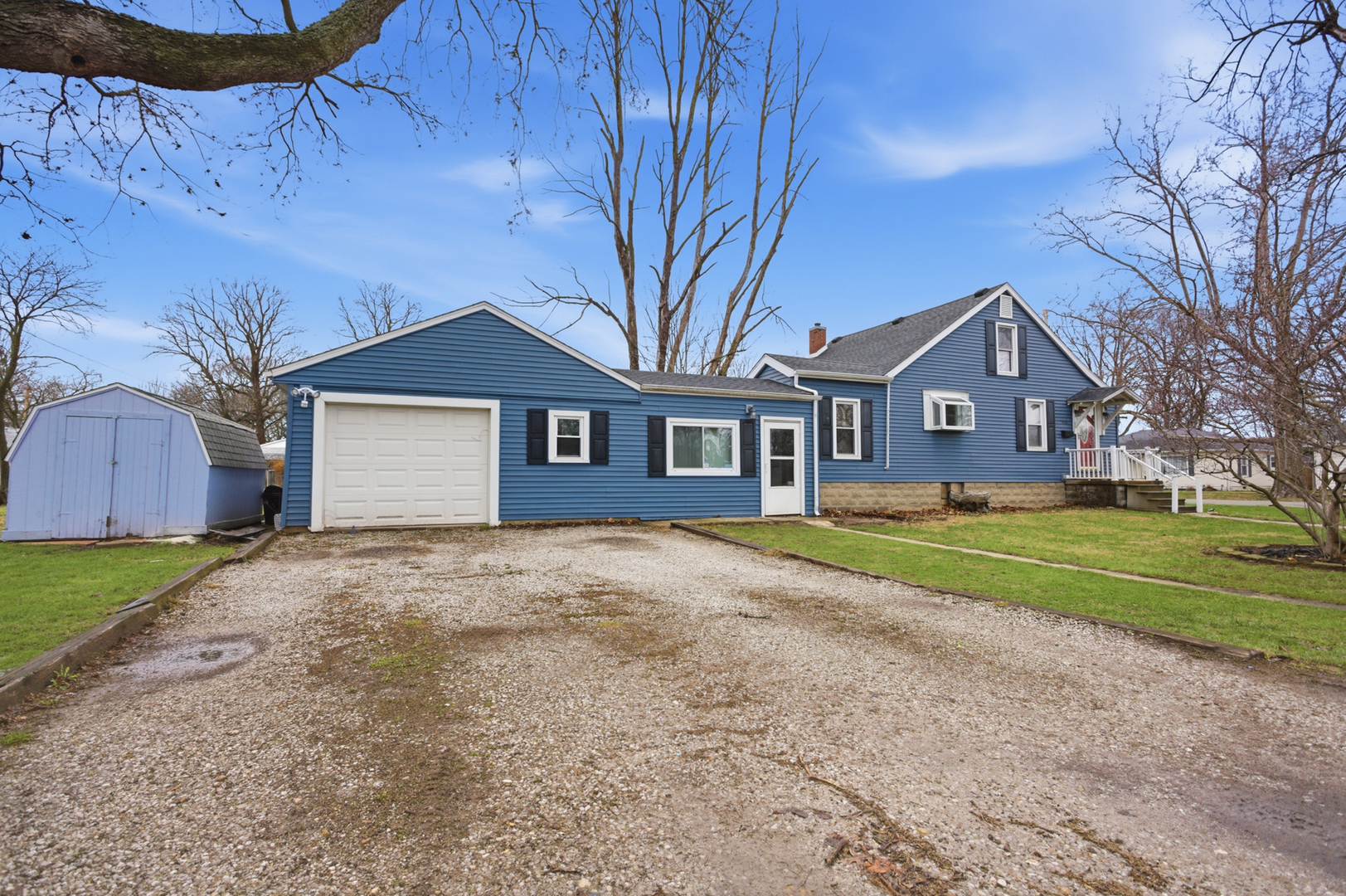 500 S Embarras Avenue