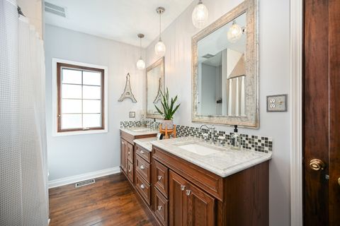 Tiny photo for 22w474 Emerson Avenue, Glen Ellyn, IL 60137 (MLS # 12499340)