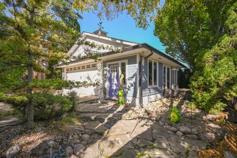 Tiny photo for 22w474 Emerson Avenue, Glen Ellyn, IL 60137 (MLS # 12499340)