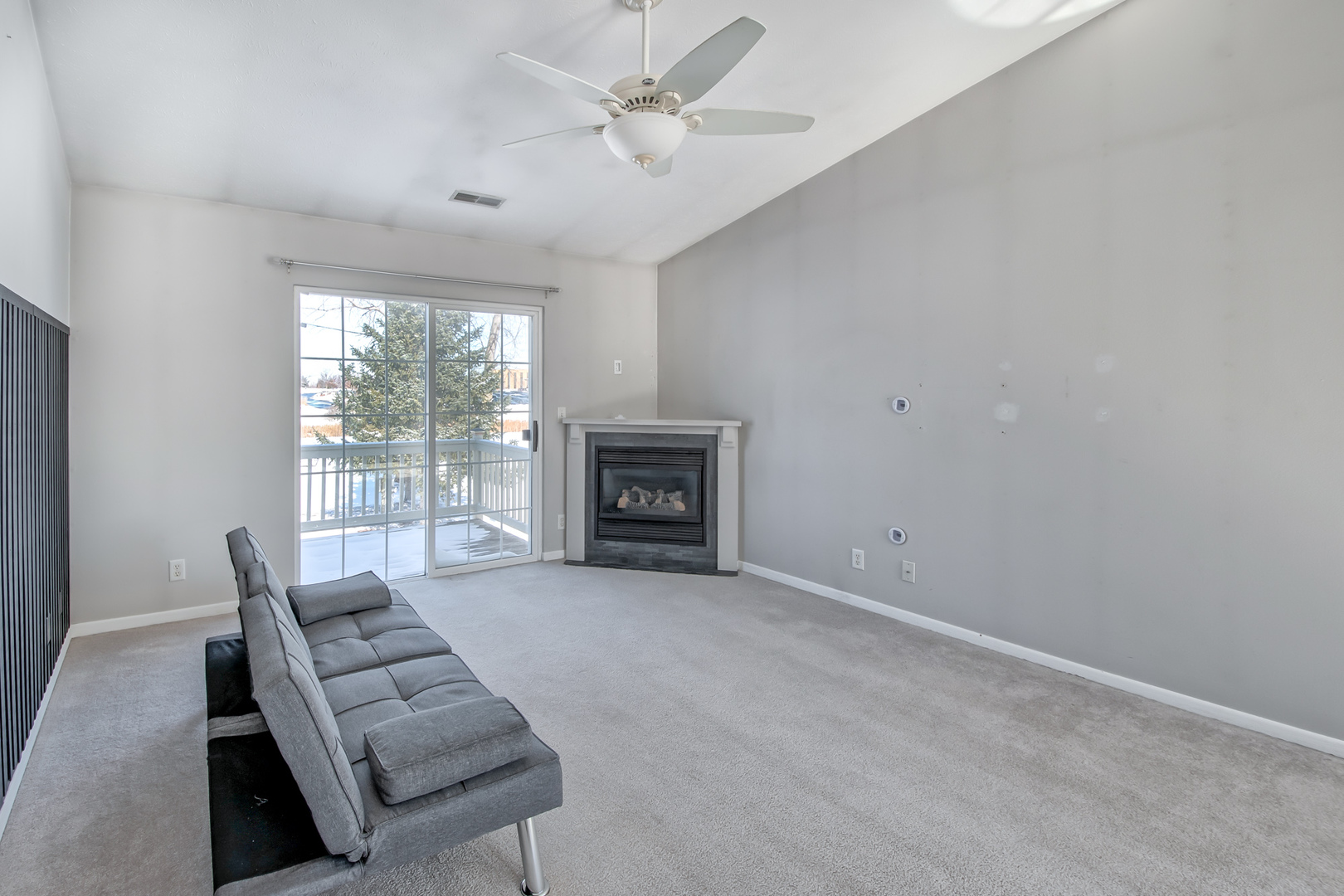 7642 Creek Bend 7642