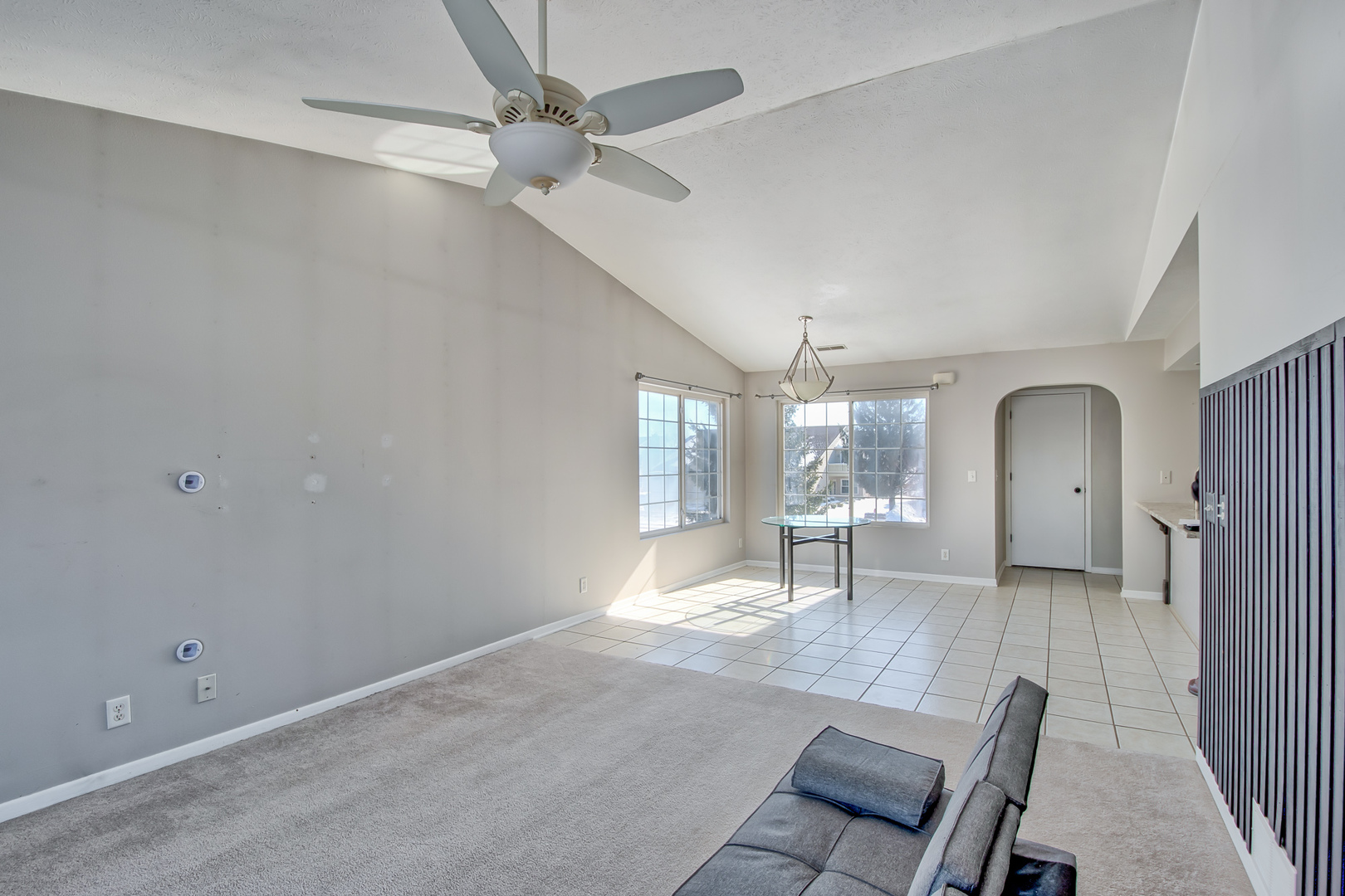 7642 Creek Bend 7642