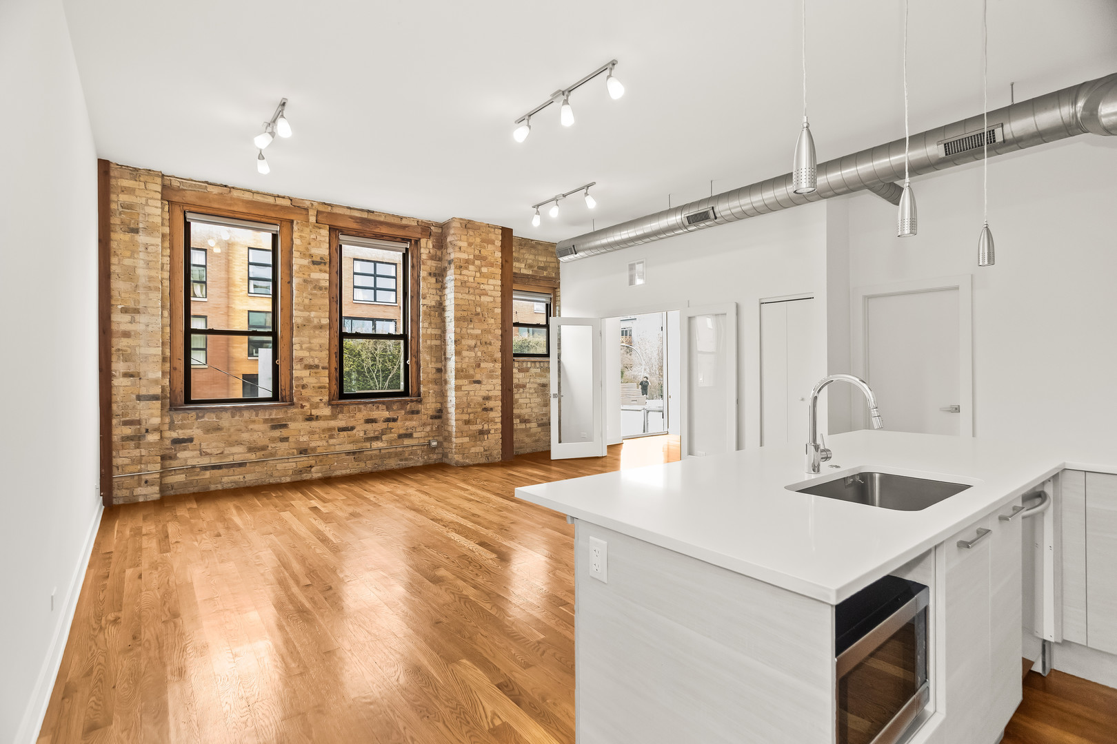 1755 N Damen Avenue 202