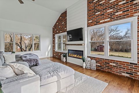 Tiny photo for 14201 S Chickasaw Trail, Homer Glen, IL 60491 (MLS # 12569739)