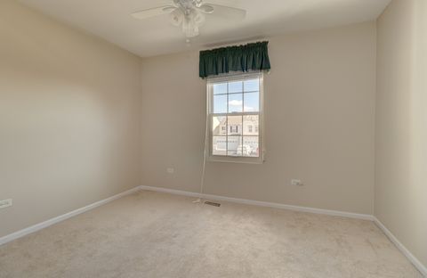 Tiny photo for 566 PINEBROOK Drive, Bolingbrook, IL 60490 (MLS # 12592699)