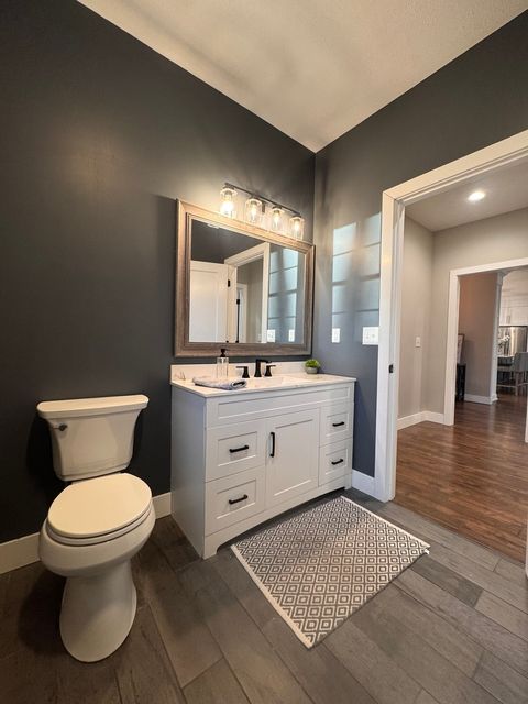 Tiny photo for 15060 Lakepoint Drive, Benton, IL 62812 (MLS # 12574705)