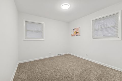 Tiny photo for 468 Joyce Court, South Holland, IL 60473 (MLS # 12466348)