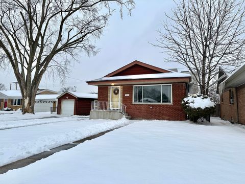 Tiny photo for 468 Joyce Court, South Holland, IL 60473 (MLS # 12466348)