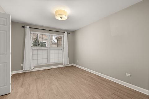 Tiny photo for 754 Rockhurst Road, Bolingbrook, IL 60440 (MLS # 12529026)