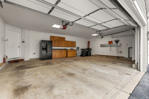 Tiny photo for 754 Rockhurst Road, Bolingbrook, IL 60440 (MLS # 12529026)