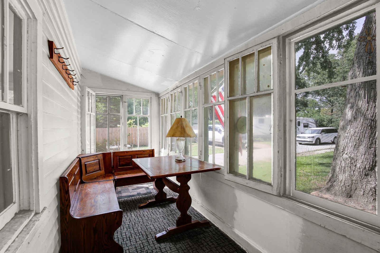 2201 Thornton Lansing Road