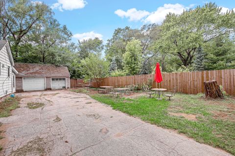 Tiny photo for 2201 Thornton Lansing Road, Lansing, IL 60438 (MLS # 12557060)