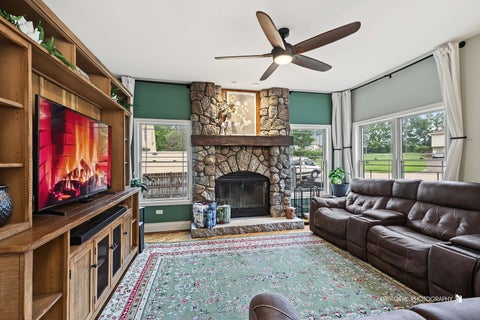 Tiny photo for 3508 Washington Street, McHenry, IL 60050 (MLS # 12780922)