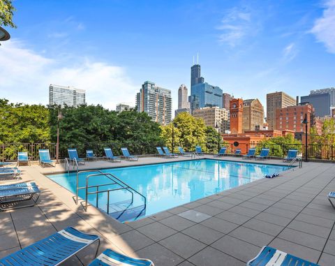 Tiny photo for 899 S Plymouth Court #1607, Chicago, IL 60605 (MLS # 12493035)