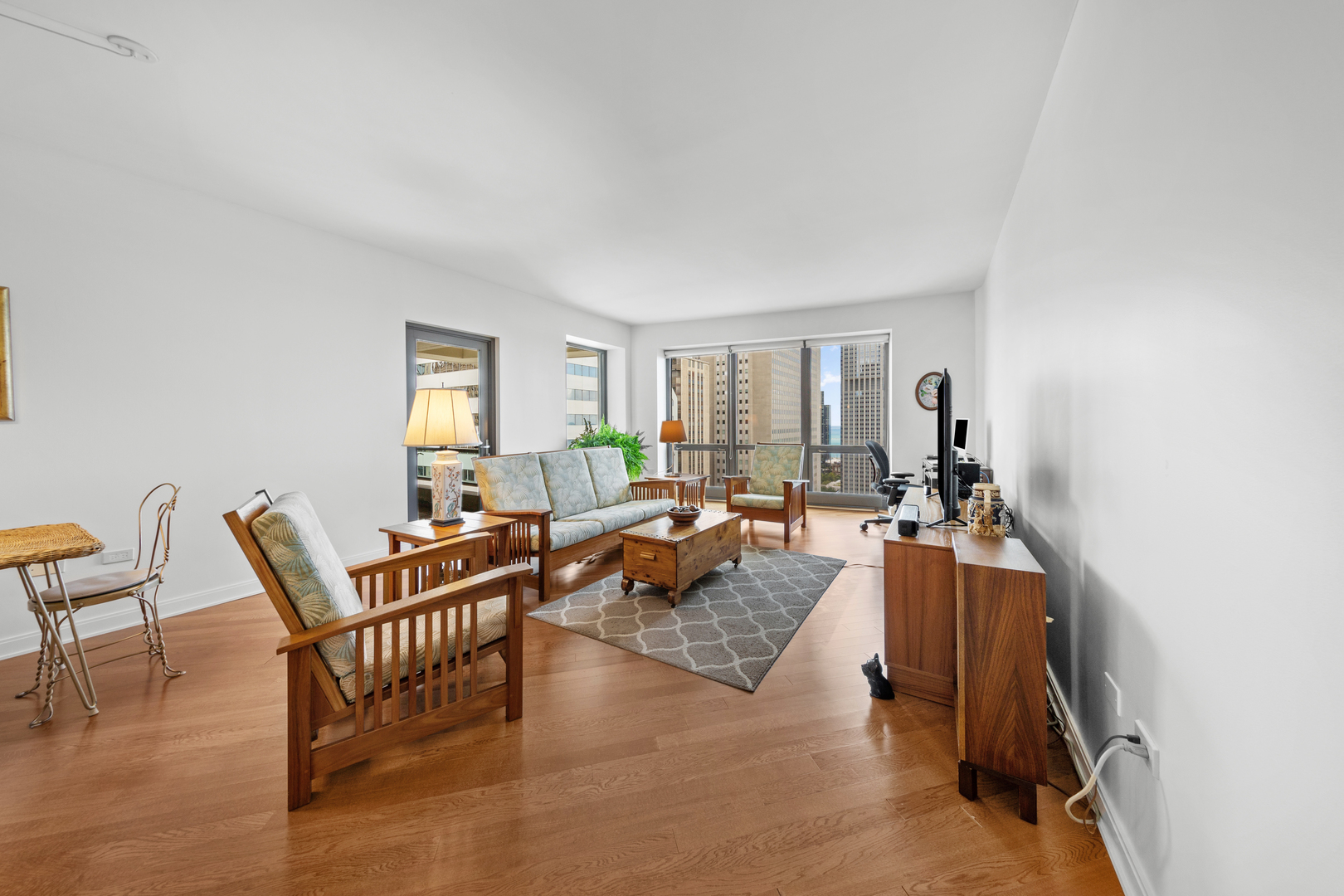 130 N Garland Court 3003