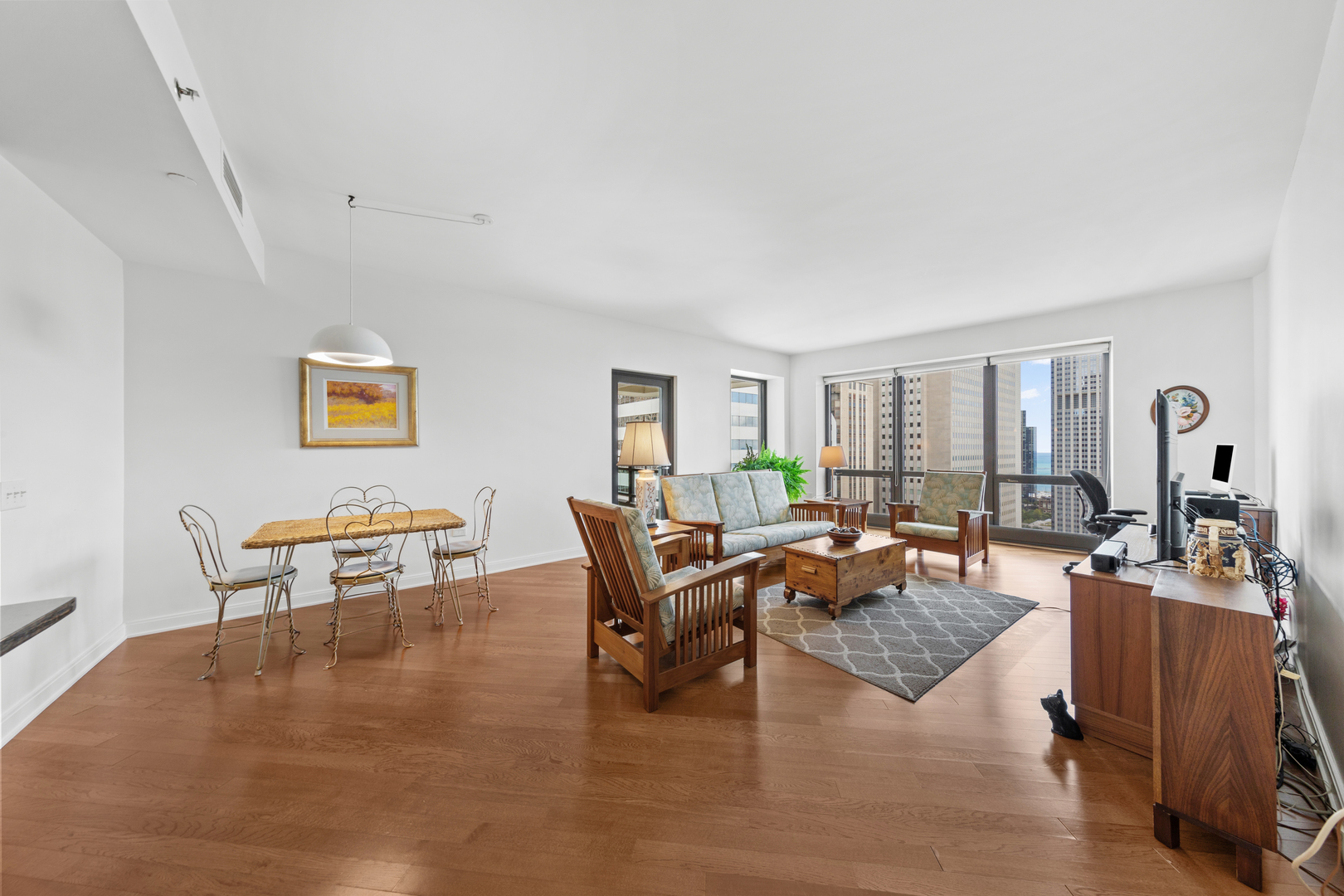130 N Garland Court 3003
