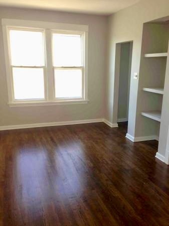 1701 N MAPLEWOOD Avenue 1