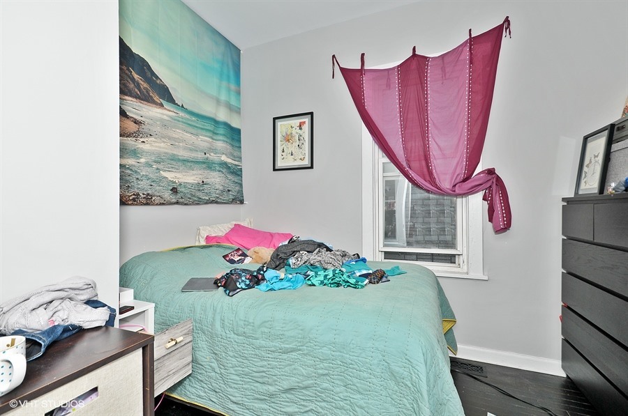 1701 N MAPLEWOOD Avenue 1