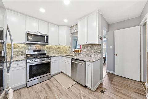 Tiny photo for 7653 W North Avenue, Frankfort, IL 60423 (MLS # 12610056)