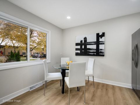 Tiny photo for 932 N Wheeling Road, Mount Prospect, IL 60056 (MLS # 12543960)