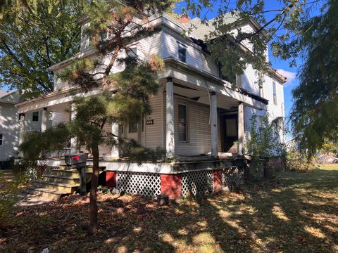 335 E Pells Street Paxton IL 60957