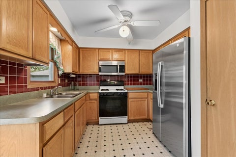 Tiny photo for 6911 Manchester Drive, Plainfield, IL 60586 (MLS # 12724382)