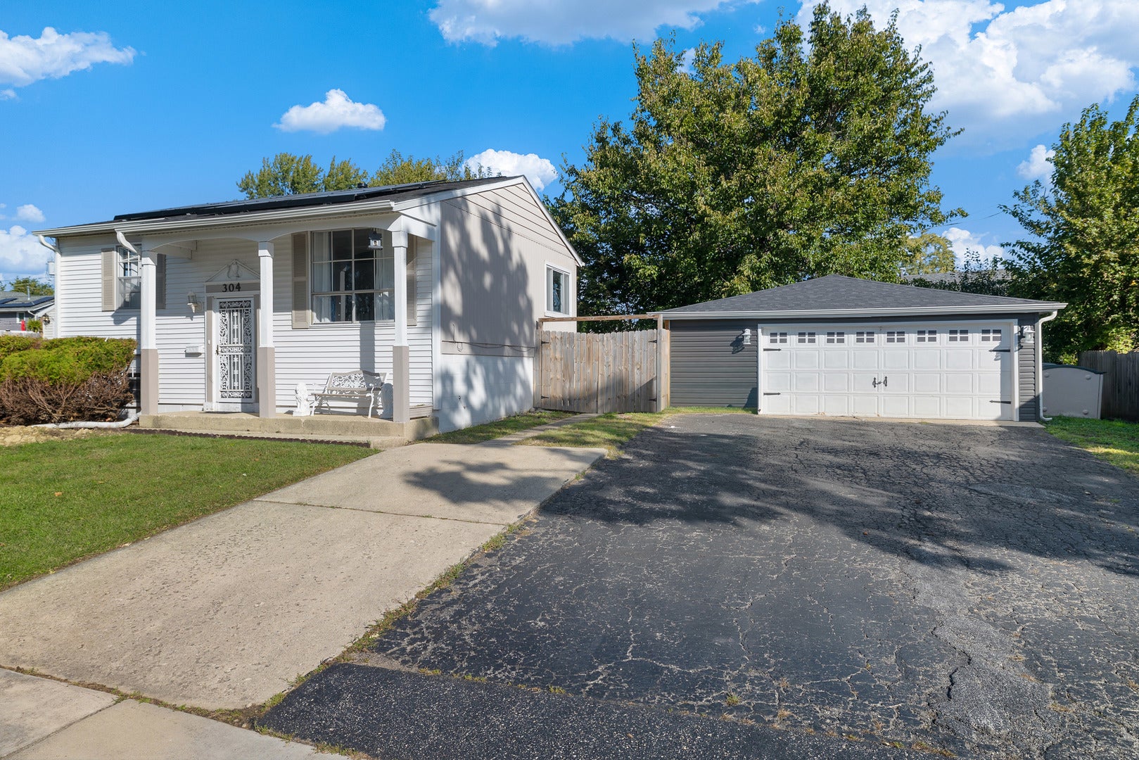 304 Hamrick Avenue