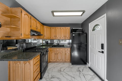 Tiny photo for 304 Hamrick Avenue, Romeoville, IL 60446 (MLS # 12780406)