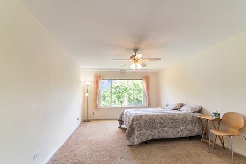 Tiny photo for 945 E Kenilworth Avenue #429, Palatine, IL 60074 (MLS # 12454052)