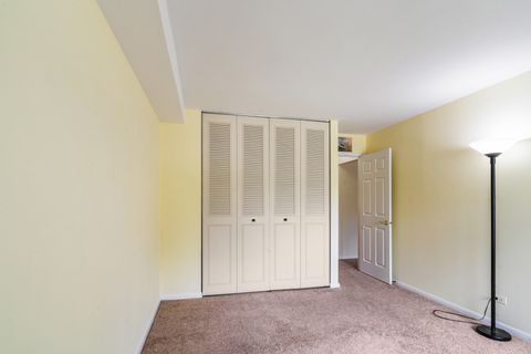 Tiny photo for 945 E Kenilworth Avenue #429, Palatine, IL 60074 (MLS # 12454052)