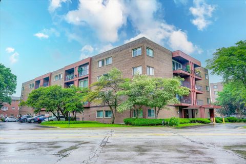 Tiny photo for 4838 Howard Street #301, Skokie, IL 60077 (MLS # 12413036)