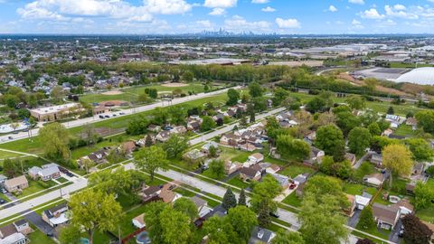 Tiny photo for 6754 S 78th Avenue, Bridgeview, IL 60455 (MLS # 12636198)