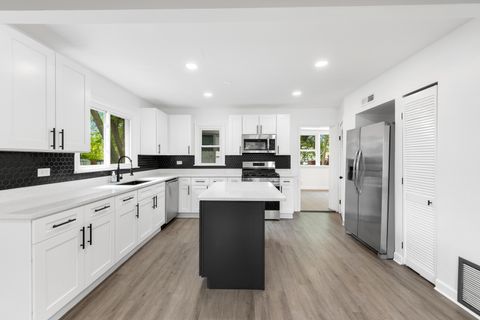 Tiny photo for 6754 S 78th Avenue, Bridgeview, IL 60455 (MLS # 12636198)