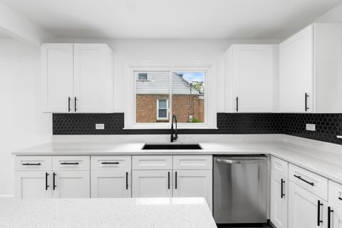 Tiny photo for 6754 S 78th Avenue, Bridgeview, IL 60455 (MLS # 12636198)