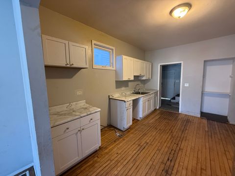 Tiny photo for 21 E 117TH Place, Chicago, IL 60628 (MLS # 12095406)