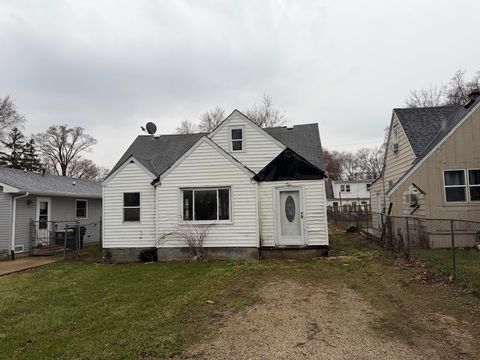 Tiny photo for 322 Bellevue Drive, Round Lake Park, IL 60073 (MLS # 12608171)