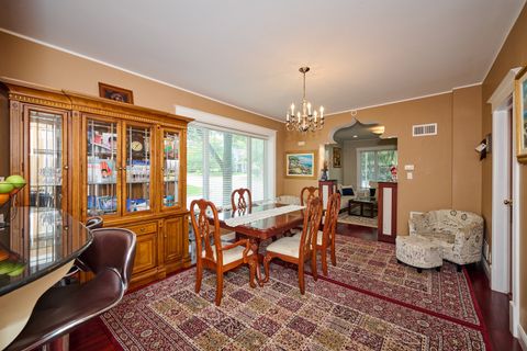 Tiny photo for 703 N Arlington Heights Road, Arlington Heights, IL 60004 (MLS # 12513701)