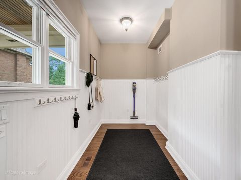 Tiny photo for 337 S Park Avenue, La Grange, IL 60525 (MLS # 12667852)